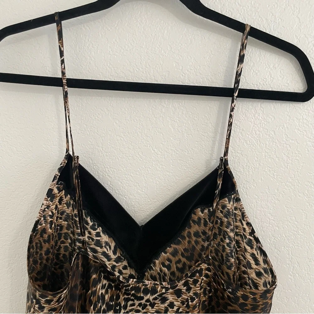 90’s Midi Leopard Animal Print Polyester Slip with velvet rose, size M